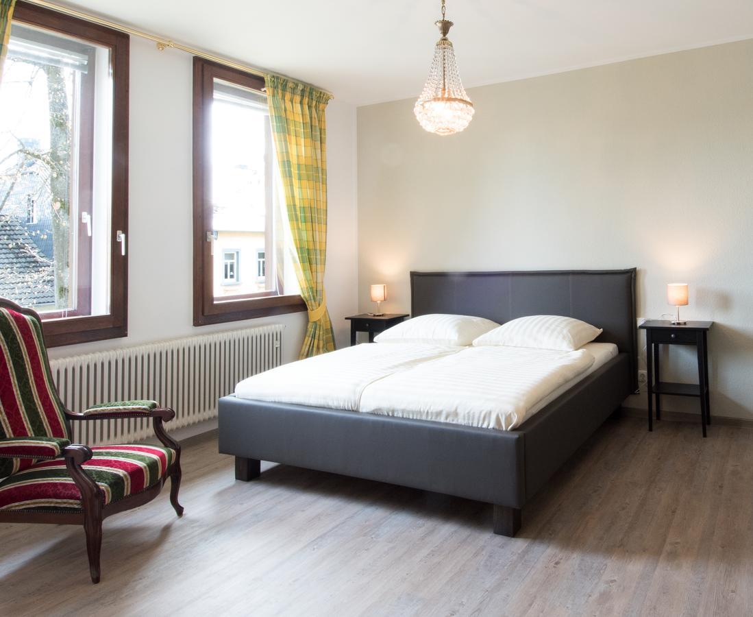 Altes Forsthaus Bed & Breakfast มานเดอร์ไชด์ ภายนอก รูปภาพ